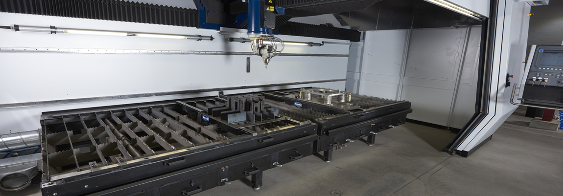 4mtr x 1.5mtr x 0.75mtr cutting envelope for both 3D & 2D components. 4mtr x 1.5mtr x 0.75mtr cutting envelope for both 3D & 2D components.